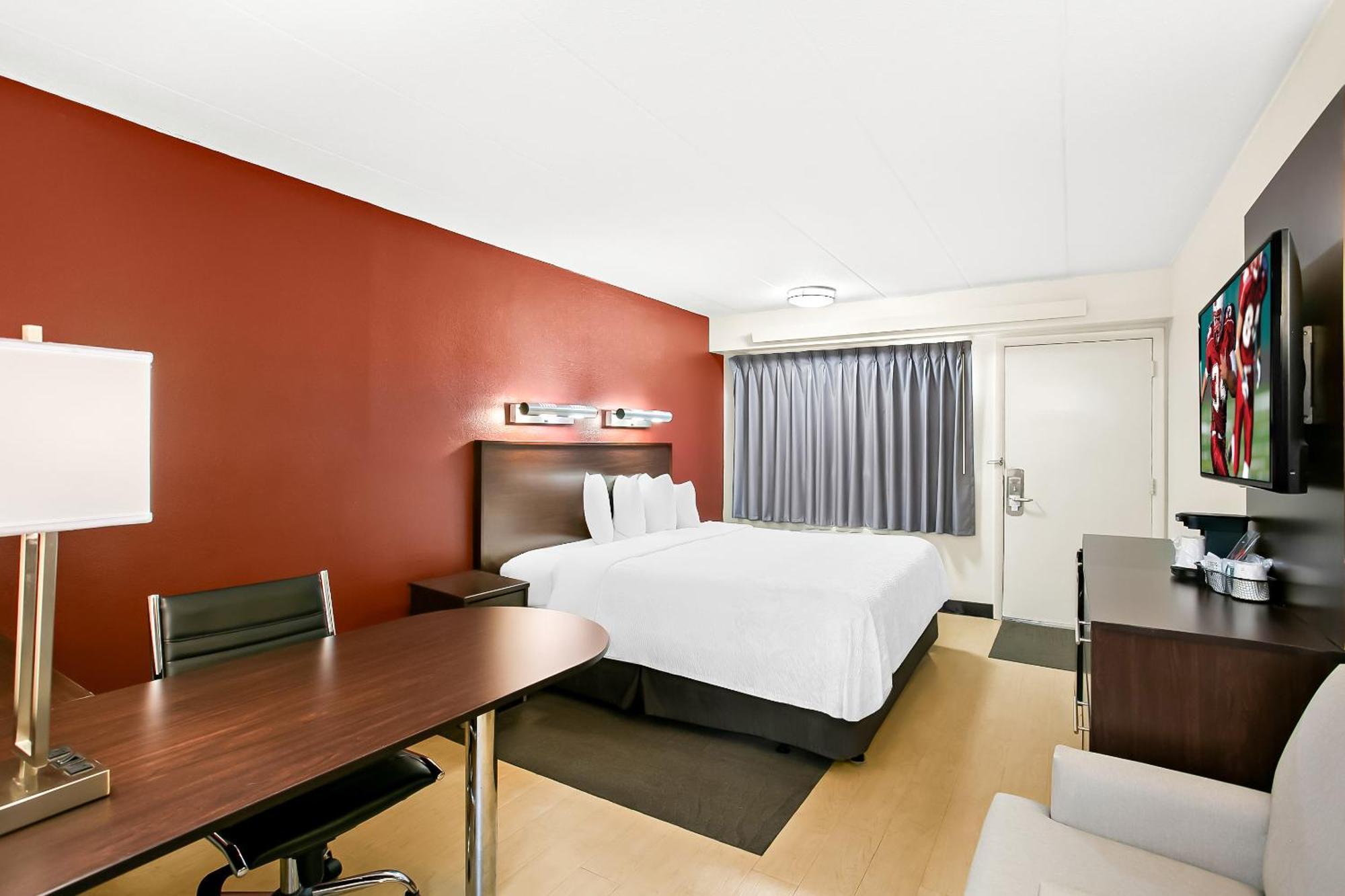 Red Roof Inn Plus+ Baltimore-Washington Dc/Bwi Airport Linthicum Exterior photo